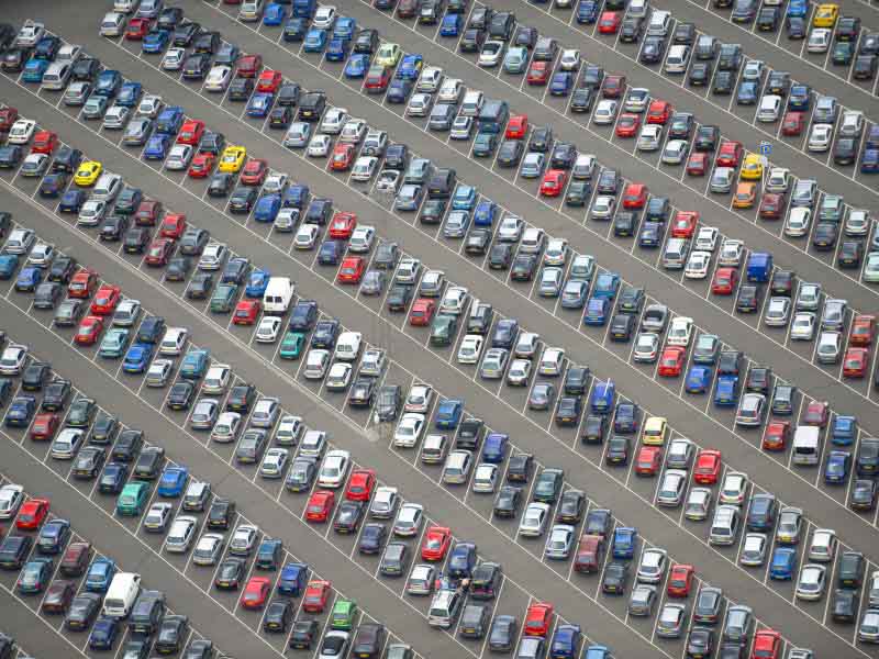 Organised parking lot in diagonal direction