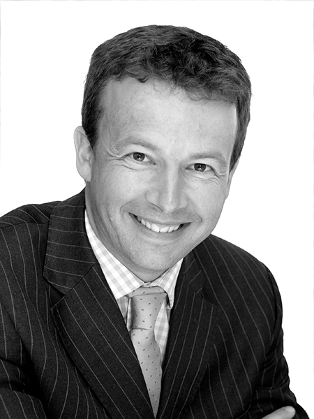 Simon Bennett